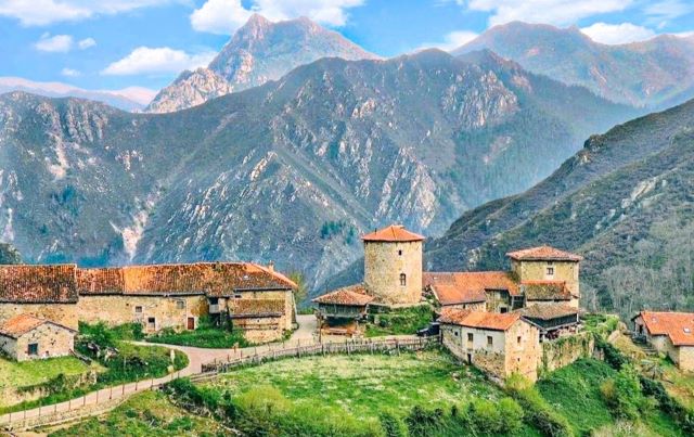 Deja que Asturias te enamore con su turismo rural auténtico